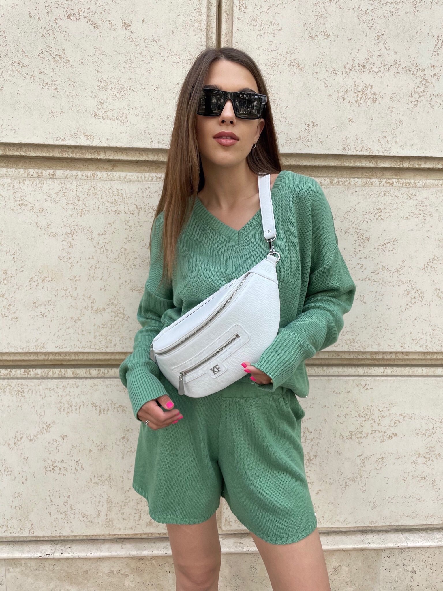 Leather women's Banana bag, White Leather Banana bag, Women's Banana bag, Leather belt Bananka bag KF-4202 - Image 2